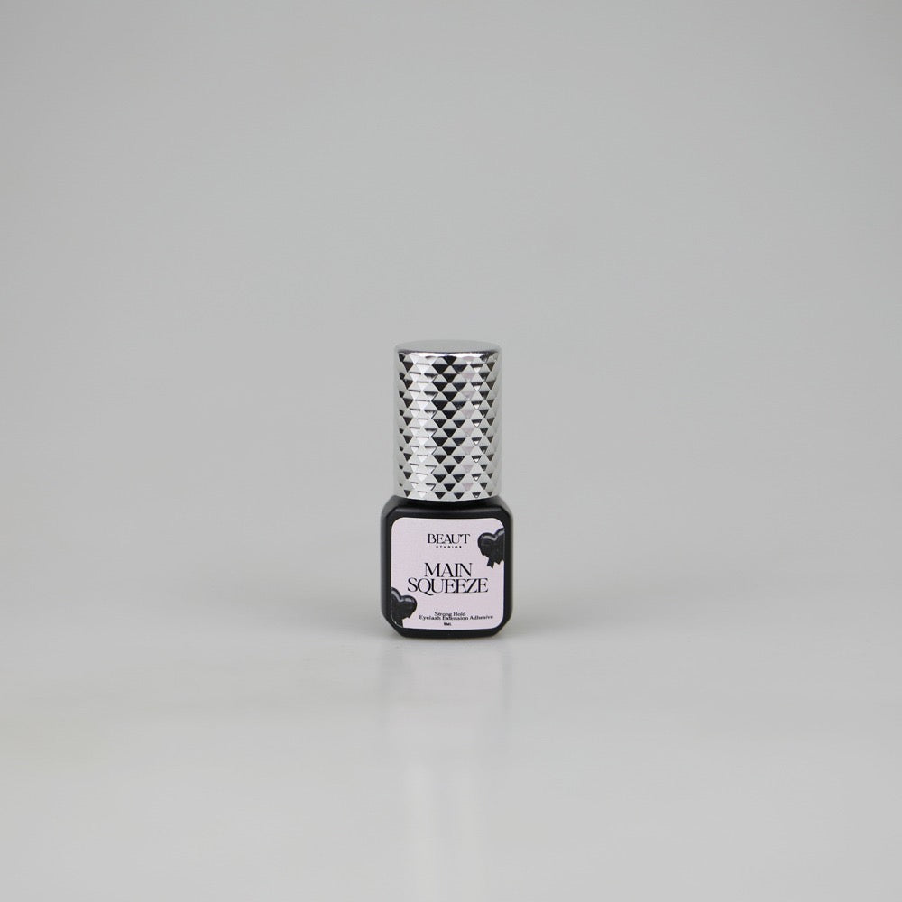 'Main Squeeze' Lash Adhesive